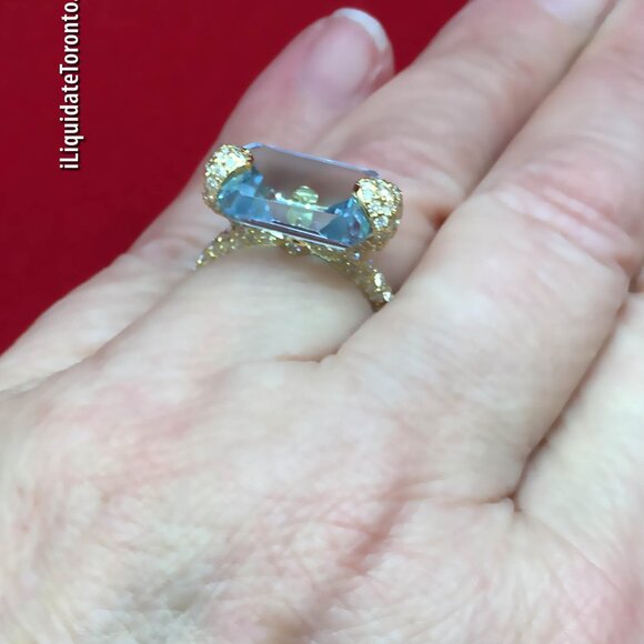 NEVER WORN Stunning 18KT YG Sky Blue Topaz & Diamond Ring. - Picture 9 of 12